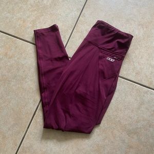 High waisted leggings